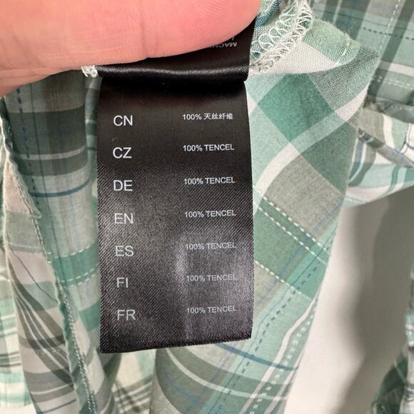 Kuhl | Spektra Green Plaid Popover Roll Tab Sleeve Lightweight Casual Shirt - Picture 10 of 10